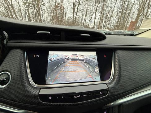 Used 2017 Cadillac XT5 Luxury image 18