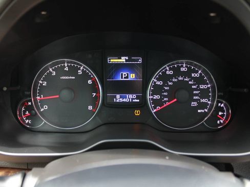 Used 2013 Subaru Legacy 2.5i Limited AWD/4WD image 37