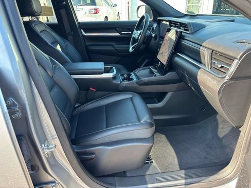 Used 2026 GMC Terrain Elevation w/ Elevation Premium Package AWD/4WD image 17