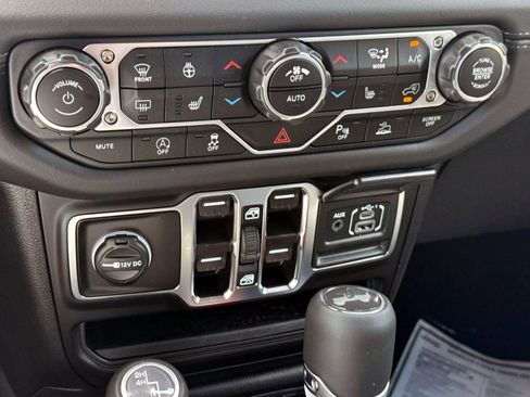 New 2025 Jeep Wrangler Unlimited Sahara image 18