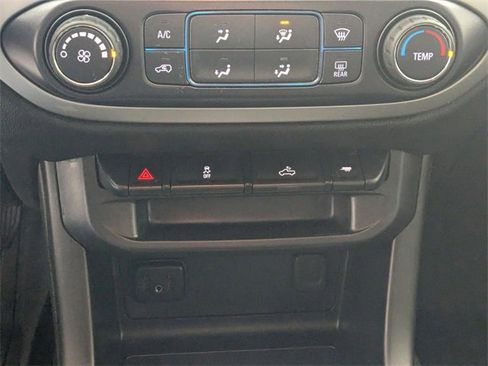 Used 2020 Chevrolet Colorado LT w/ LT Convenience Package image 21