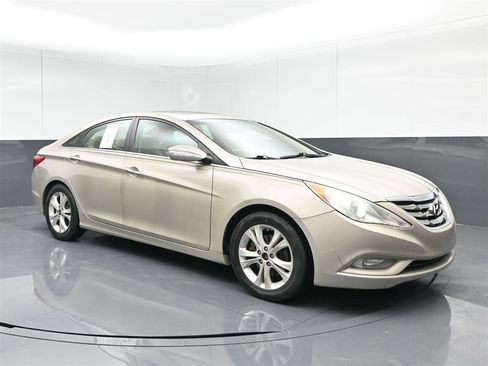 Used 2011 Hyundai Sonata Limited FWD image 3