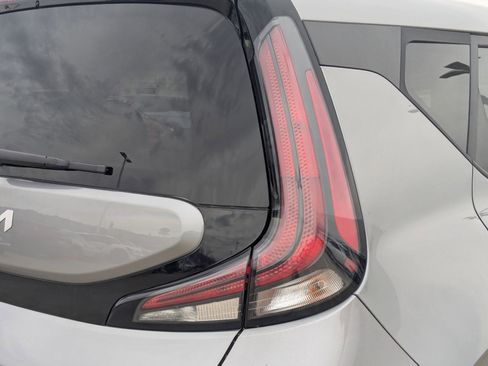 Certified 2024 Kia Soul LX w/ Option Group 015 image 12