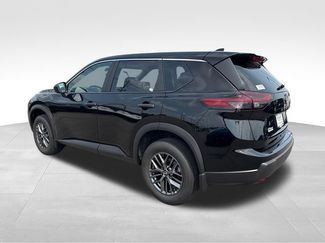 New 2026 Nissan Rogue S FWD video 3