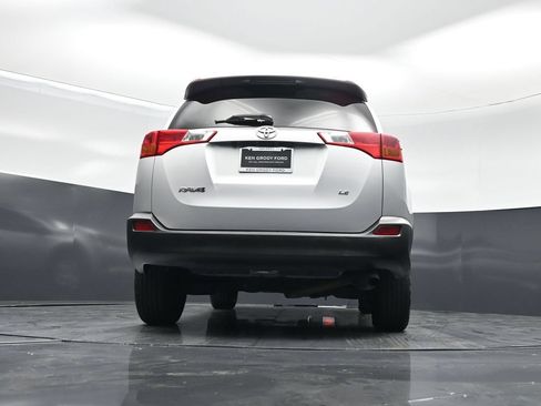 Used 2013 Toyota RAV4 LE FWD image 46