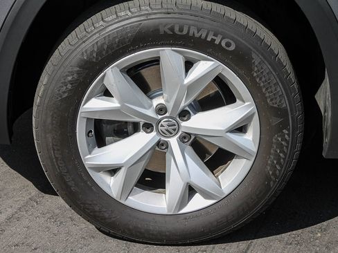 Used 2019 Volkswagen Atlas SE image 12