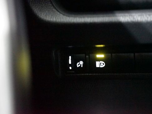 Certified 2024 Toyota RAV4 XLE image 24