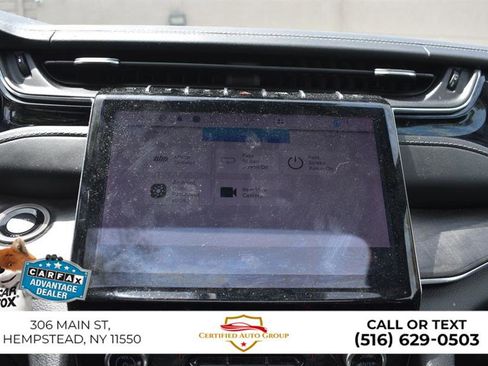 Used 2022 Jeep Grand Cherokee Overland w/ Luxury Tech Group IV AWD/4WD image 14