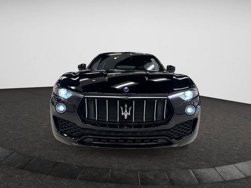 Used 2021 Maserati Levante image 2
