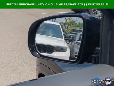 Used 2025 Jeep Wagoneer S Launch Edition image 25