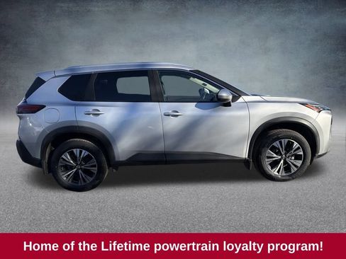 Used 2023 Nissan Rogue SV w/ SV Premium B Package image 7