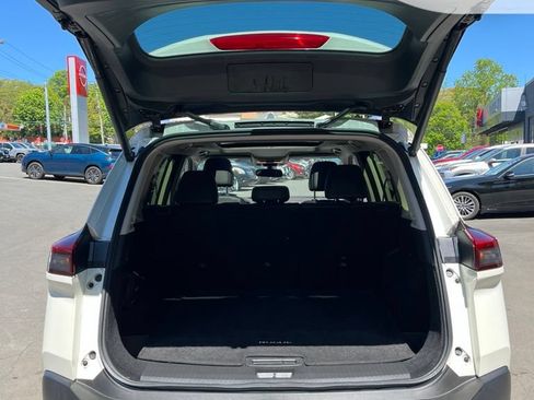 Certified 2023 Nissan Rogue SV w/ SV Premium B Package AWD/4WD image 33