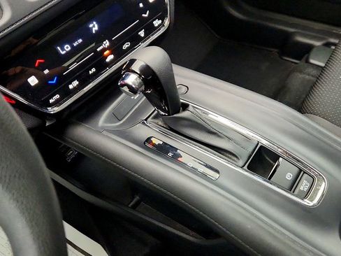 Used 2019 Honda HR-V EX image 17