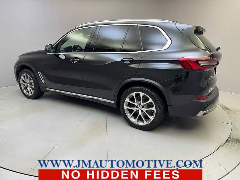 Used 2019 BMW X5 xDrive40i w/ Executive Package AWD/4WD image 3