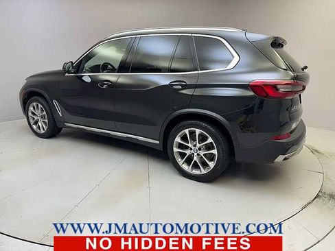 Used 2019 BMW X5 xDrive40i w/ Executive Package AWD/4WD image 3