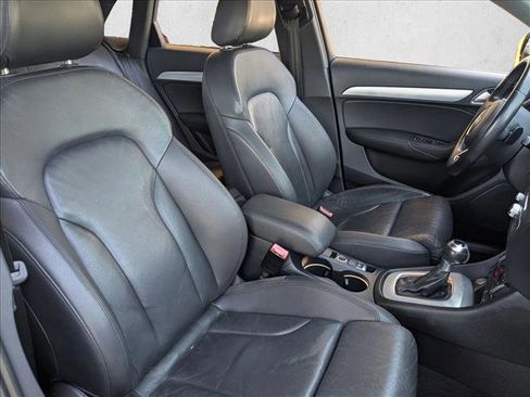 Used 2018 Audi Q3 2.0T Premium w/ Convenience Package FWD image 22