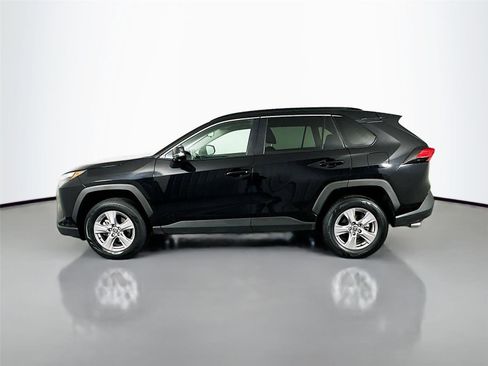 Used 2025 Toyota RAV4 XLE image 8