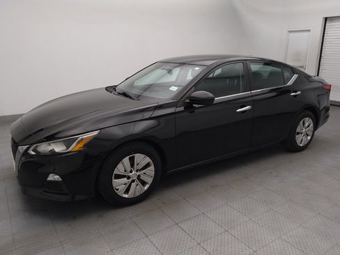 Used 2020 Nissan Altima 2.5 S image 2