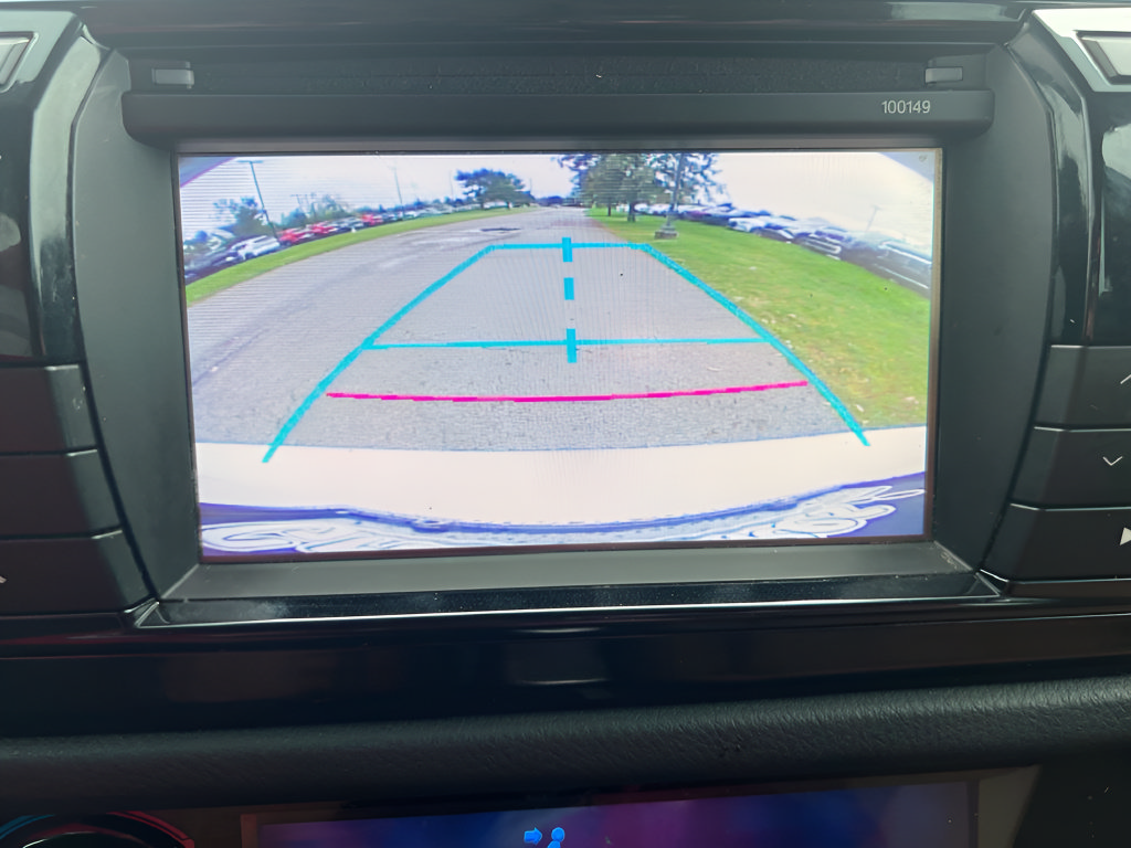 Used 2014 Toyota Corolla LE FWD image 25