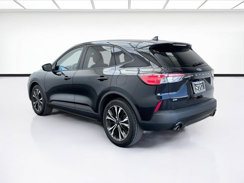 Used 2021 Ford Escape SE w/ SE Sport Appearance Package FWD image 6