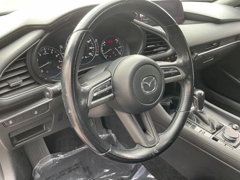 Used 2021 MAZDA MAZDA3 s image 23