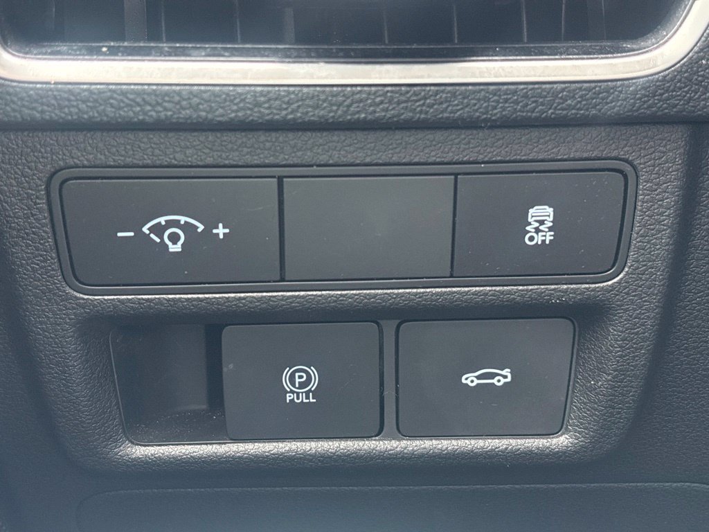 Used 2025 Hyundai Sonata SEL FWD image 29