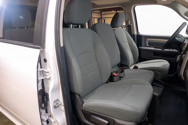Used 2020 RAM 1500 Classic SLT RWD image 30