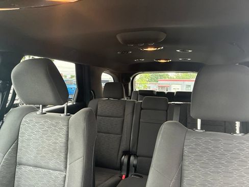 Used 2023 Dodge Durango R/T w/ Blacktop Package AWD/4WD image 5