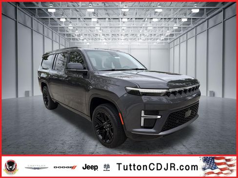 New 2026 Jeep Grand Wagoneer L Limited AWD/4WD image 1