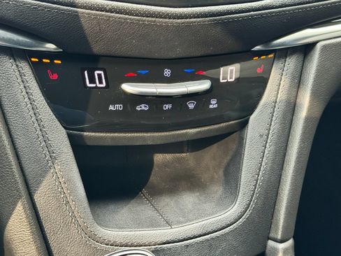 Used 2021 Cadillac XT5 Premium Luxury AWD/4WD image 23