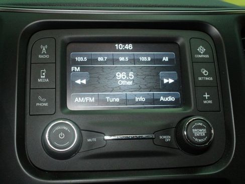 Used 2019 Jeep Cherokee Sport image 21