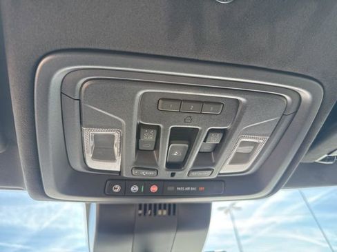 New 2026 GMC Sierra 1500 AT4X w/ LPO, Black Badging Package AWD/4WD image 33