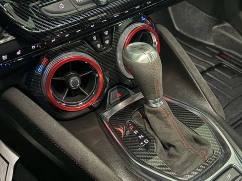 Used 2022 Chevrolet Camaro ZL1 image 25