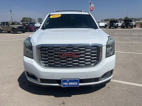 Used 2019 GMC Yukon XL Denali image 8