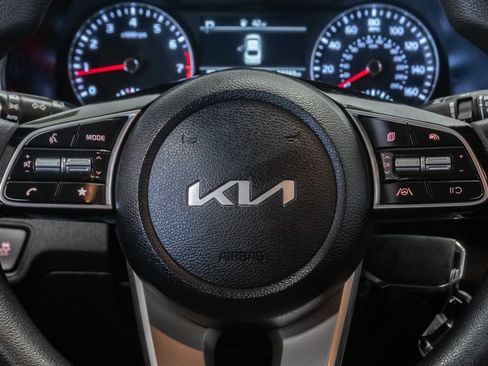Used 2024 Kia Forte LXS FWD image 14