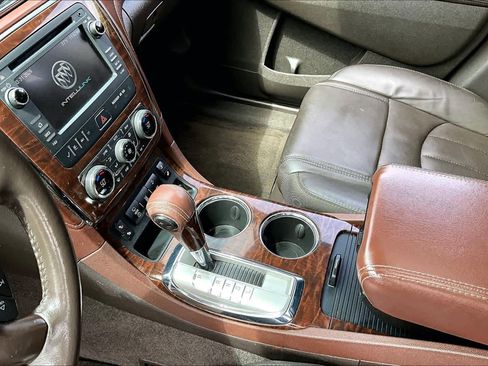 Used 2014 Buick Enclave Leather image 17