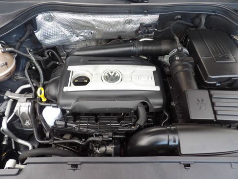 Used 2015 Volkswagen Tiguan SE AWD/4WD image 12