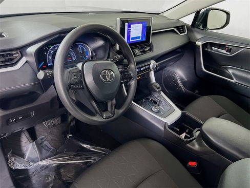 Certified 2025 Toyota RAV4 XLE image 10