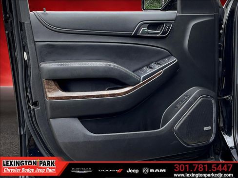 Used 2018 Chevrolet Suburban LT AWD/4WD image 19