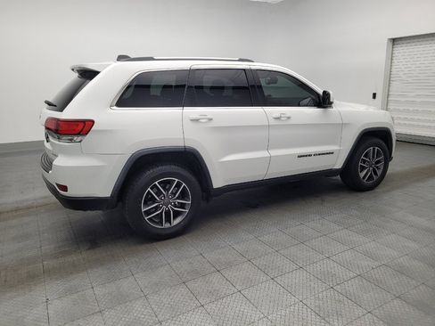 Used 2020 Jeep Grand Cherokee Laredo w/ 18" Wheel & 8.4" Radio Group image 10