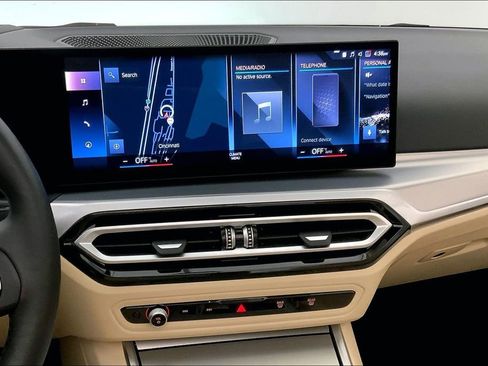 Certified 2024 BMW 430i xDrive Convertible w/ Premium Package image 5