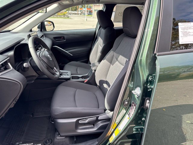 New 2026 Toyota Corolla Cross LE w/ Moonroof Package AWD/4WD image 11