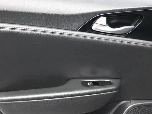 Used 2019 Kia Stinger image 14