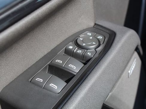 Used 2025 GMC Sierra 2500 AT4 w/ AT4 Premium Plus Package AWD/4WD image 40