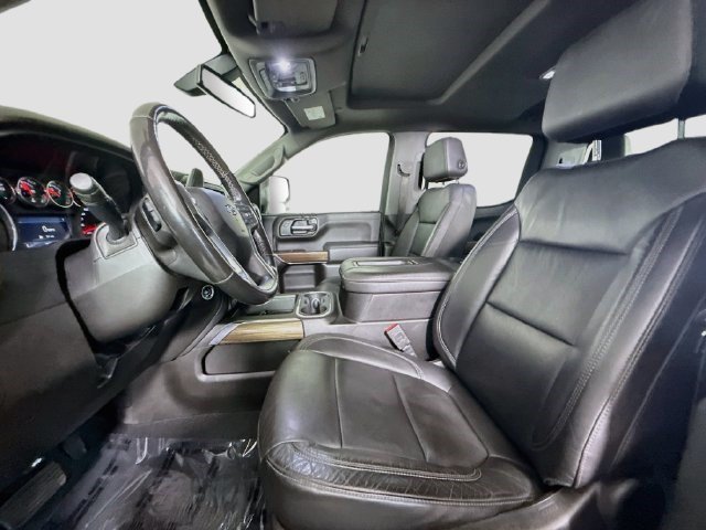 Used 2020 Chevrolet Silverado 1500 LT Trail Boss w/ Midnight Edition AWD/4WD image 21