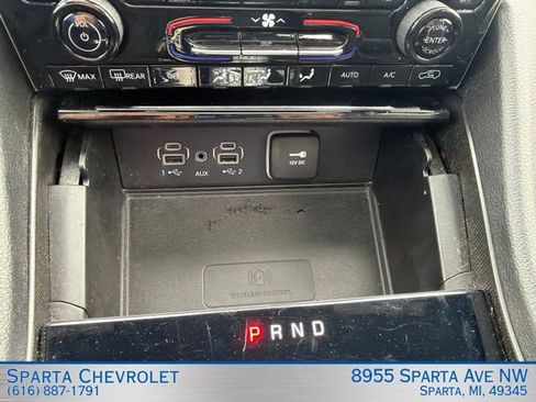 Used 2024 Jeep Grand Cherokee Altitude AWD/4WD image 25