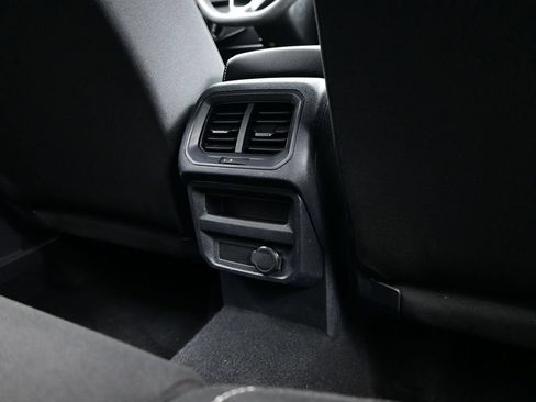 Used 2022 Volkswagen Tiguan S FWD image 37