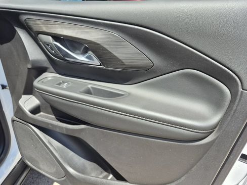 Certified 2024 GMC Terrain SLE w/ Driver Convenience Package FWD image 15