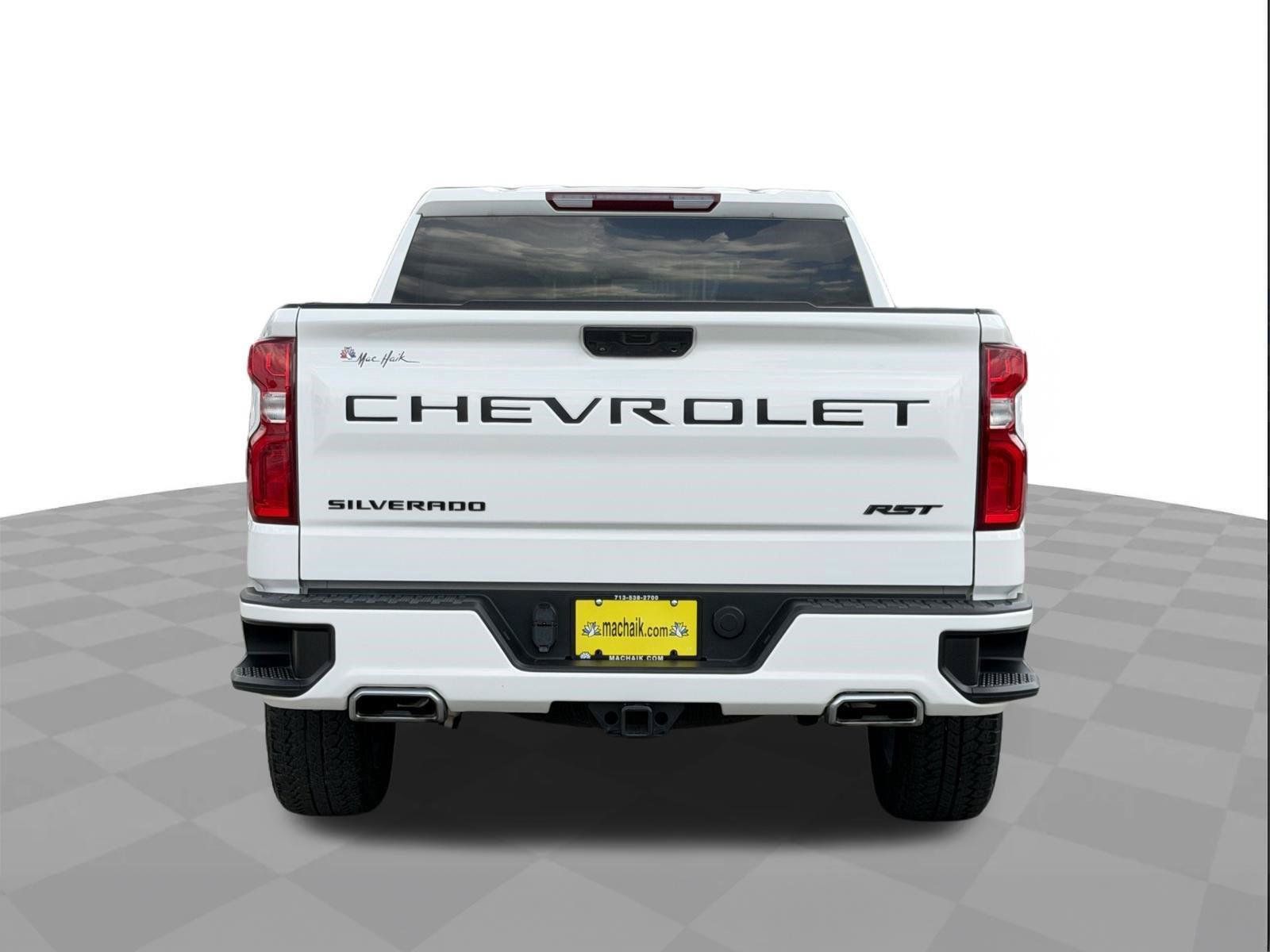 Used 2023 Chevrolet Silverado 1500 RST w/ Z71 Off-Road Package AWD/4WD image 4