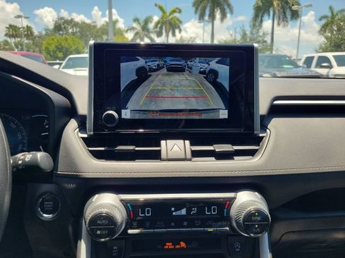 Used 2025 Toyota RAV4 XLE w/ Convenience Package FWD image 21